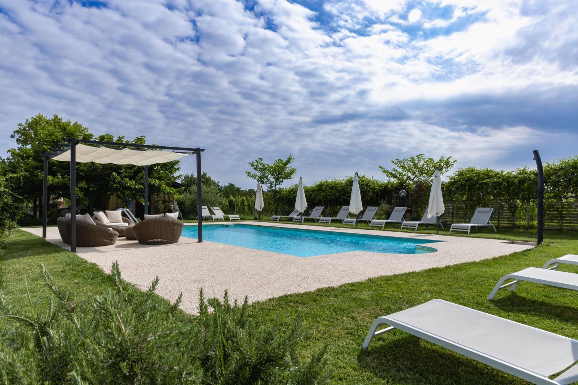 La Cantinella Country House La Morra Εξωτερικό φωτογραφία